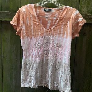 Tryst bedazzled tee sz. M